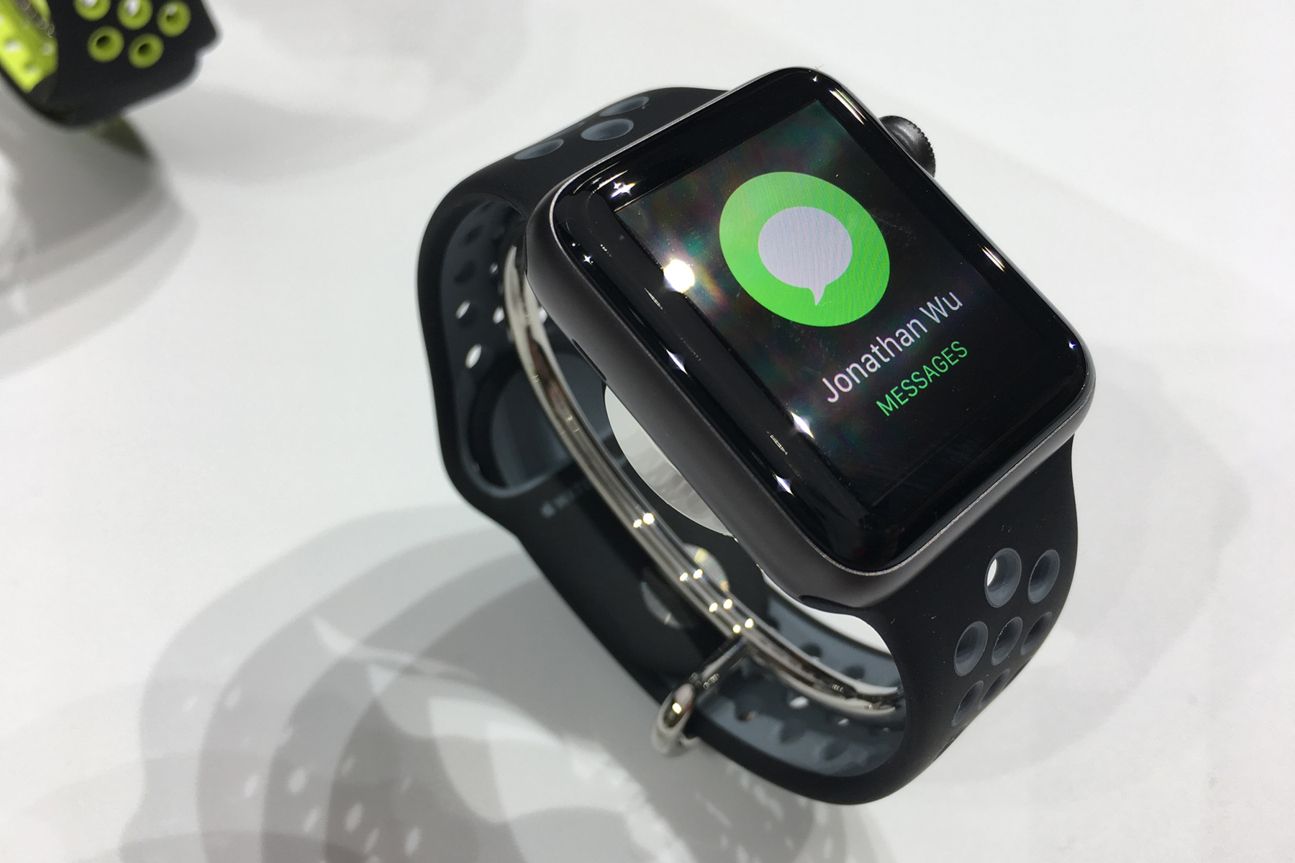 Apple Watch Series 2 Nike Plus Apple Watch Series 2 Nike Plus