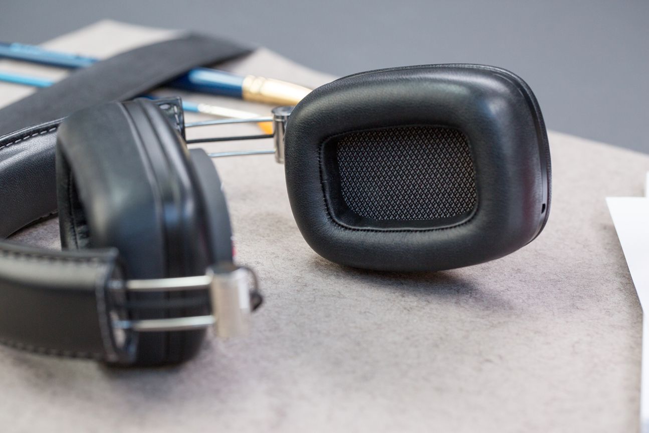 Bowers & Wilkins P7 Wireless Bowers & Wilkins P7 Wireless