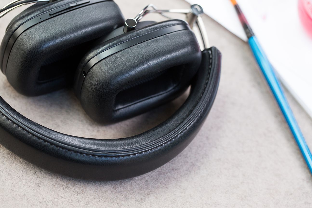 Bowers & Wilkins P7 Wireless Bowers & Wilkins P7 Wireless