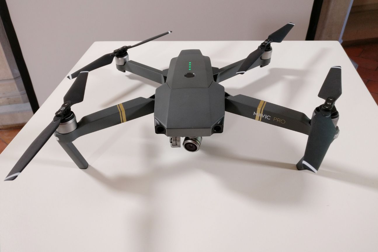 DJI Mavic Pro DJI Mavic Pro