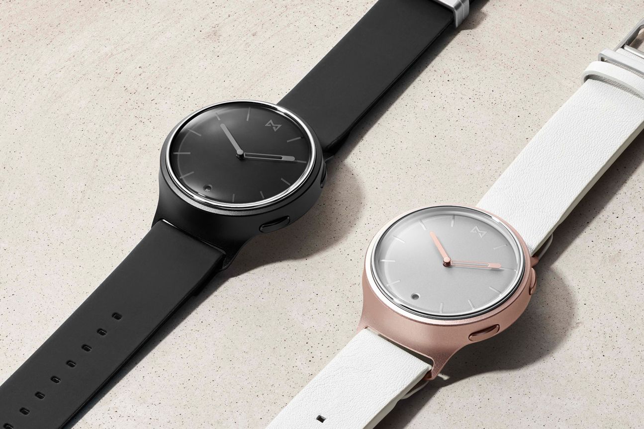 Misfit "Phase" Hybrid Smartwatch