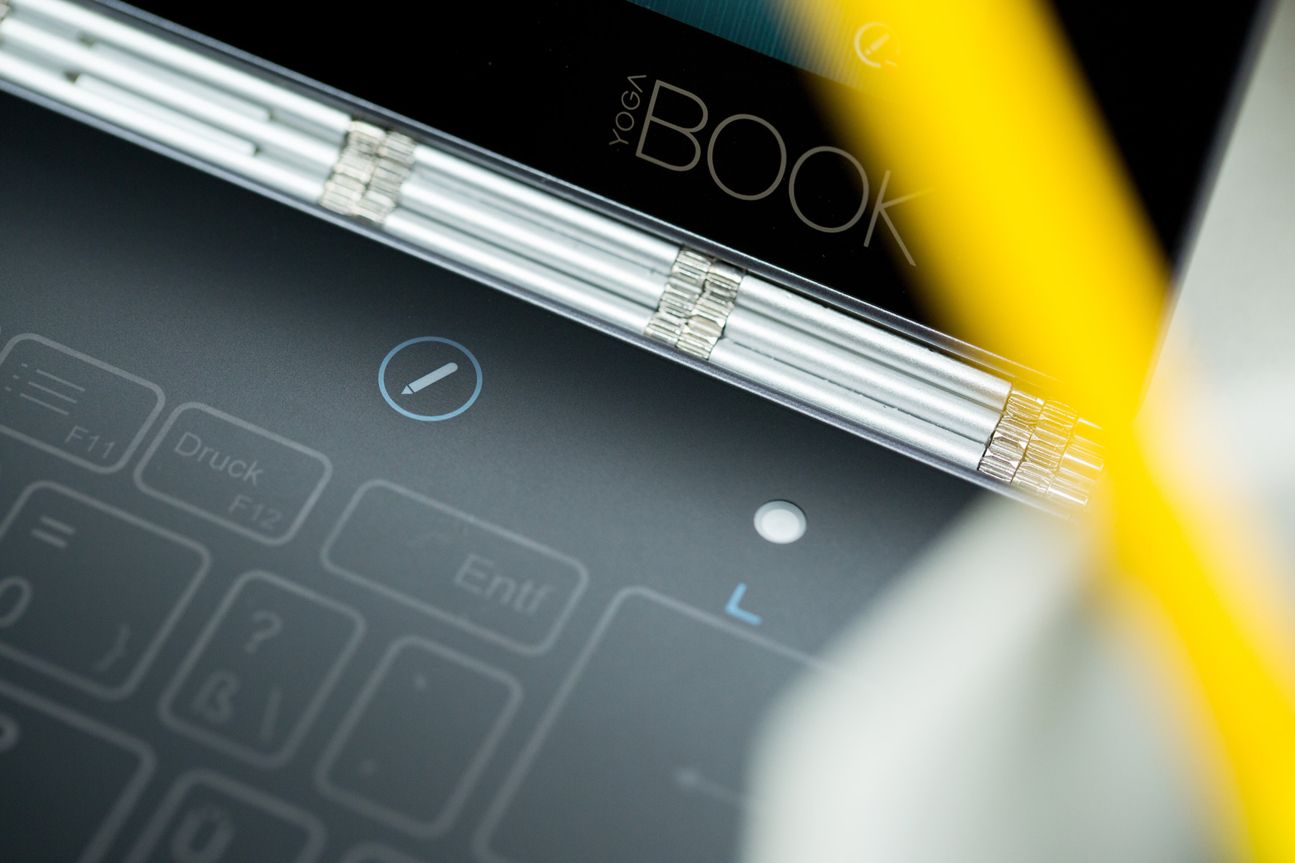 Lenovo Yoga Book