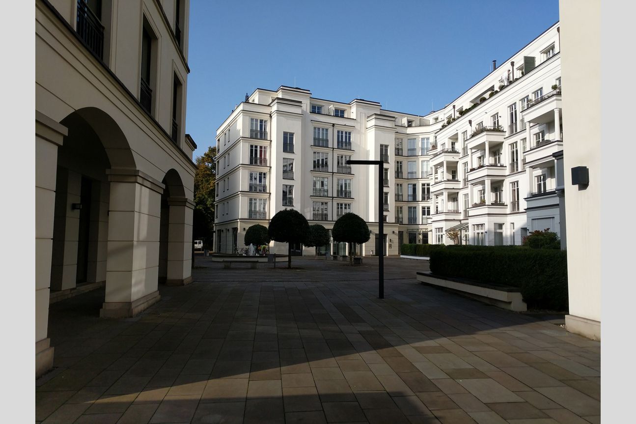 kontrast-pixel kontrast-pixel