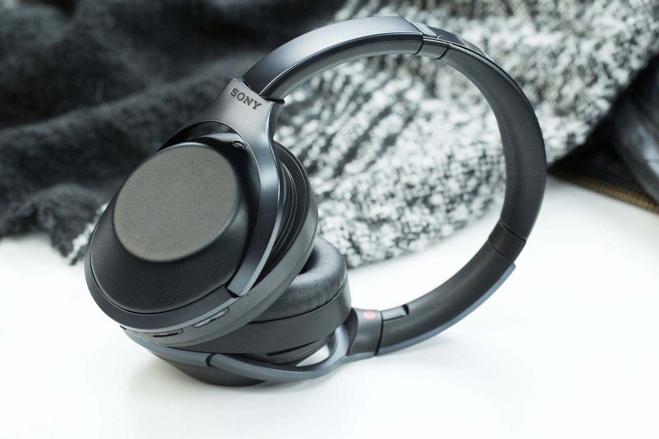 Sony MDR-1000X Sony MDR-1000X