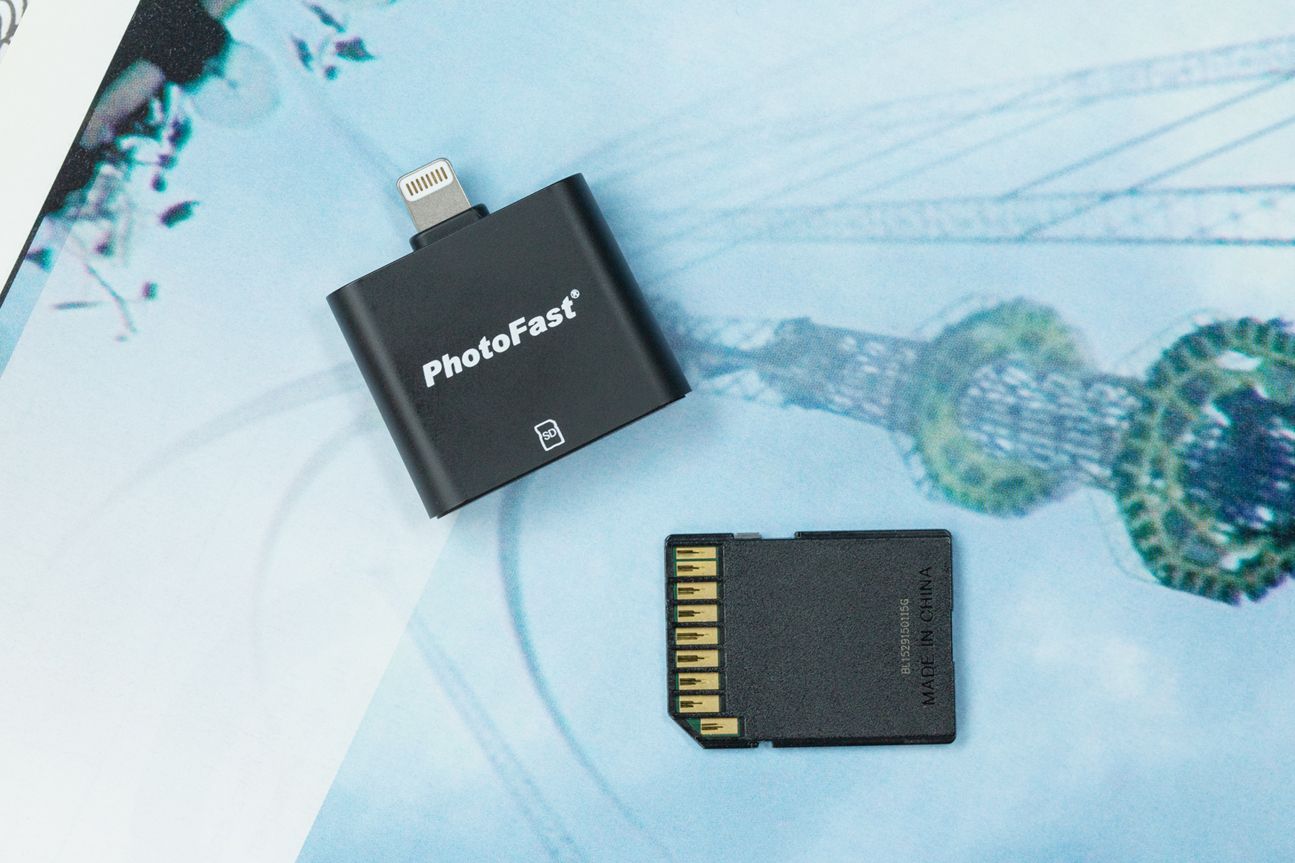 Photofast iOS SD card reader