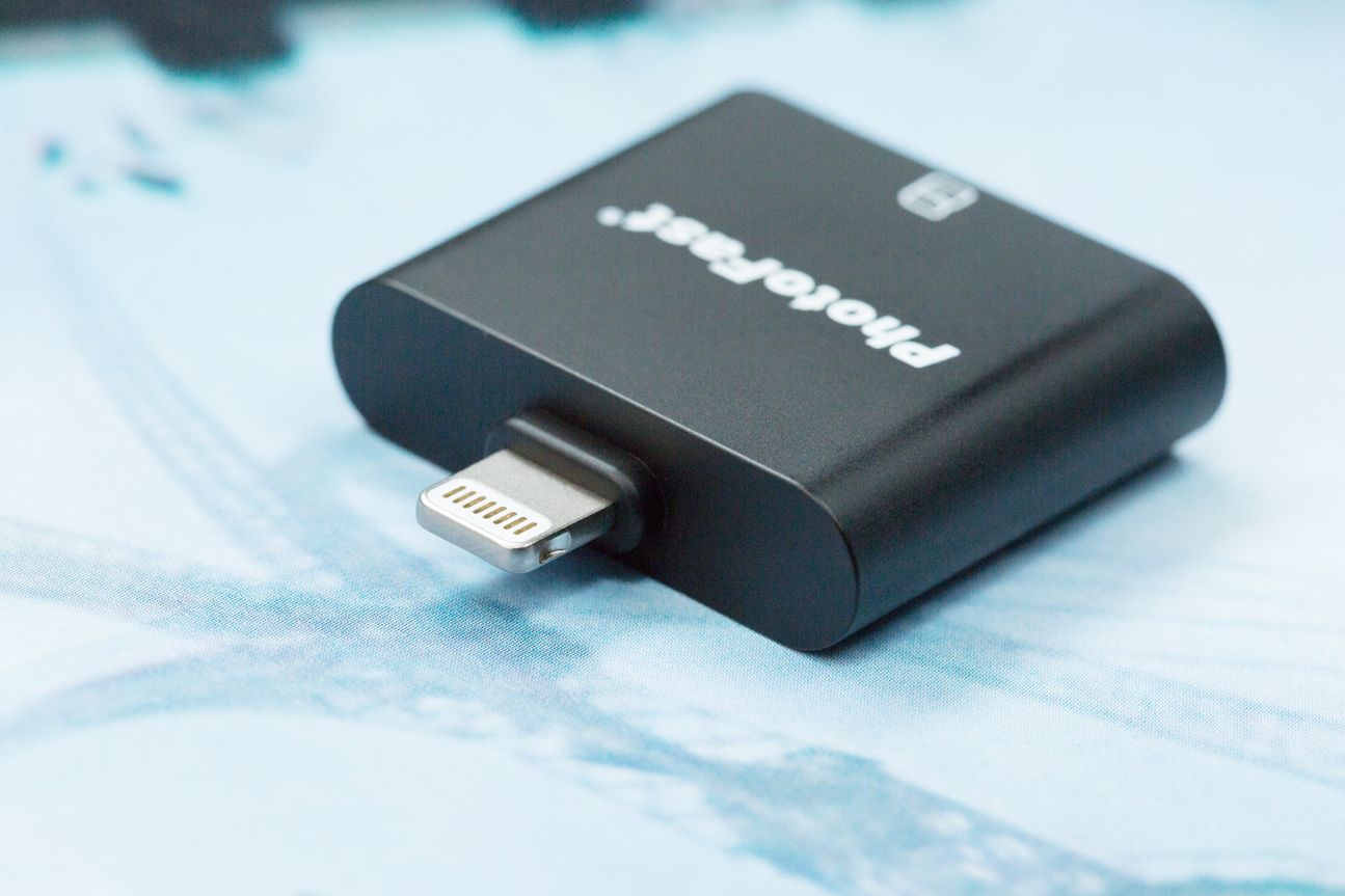 Photofast iOS SD card reader