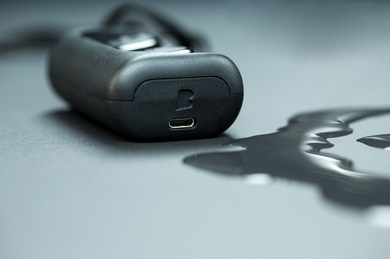 Bragi - The Headphone Bragi - The Headphone