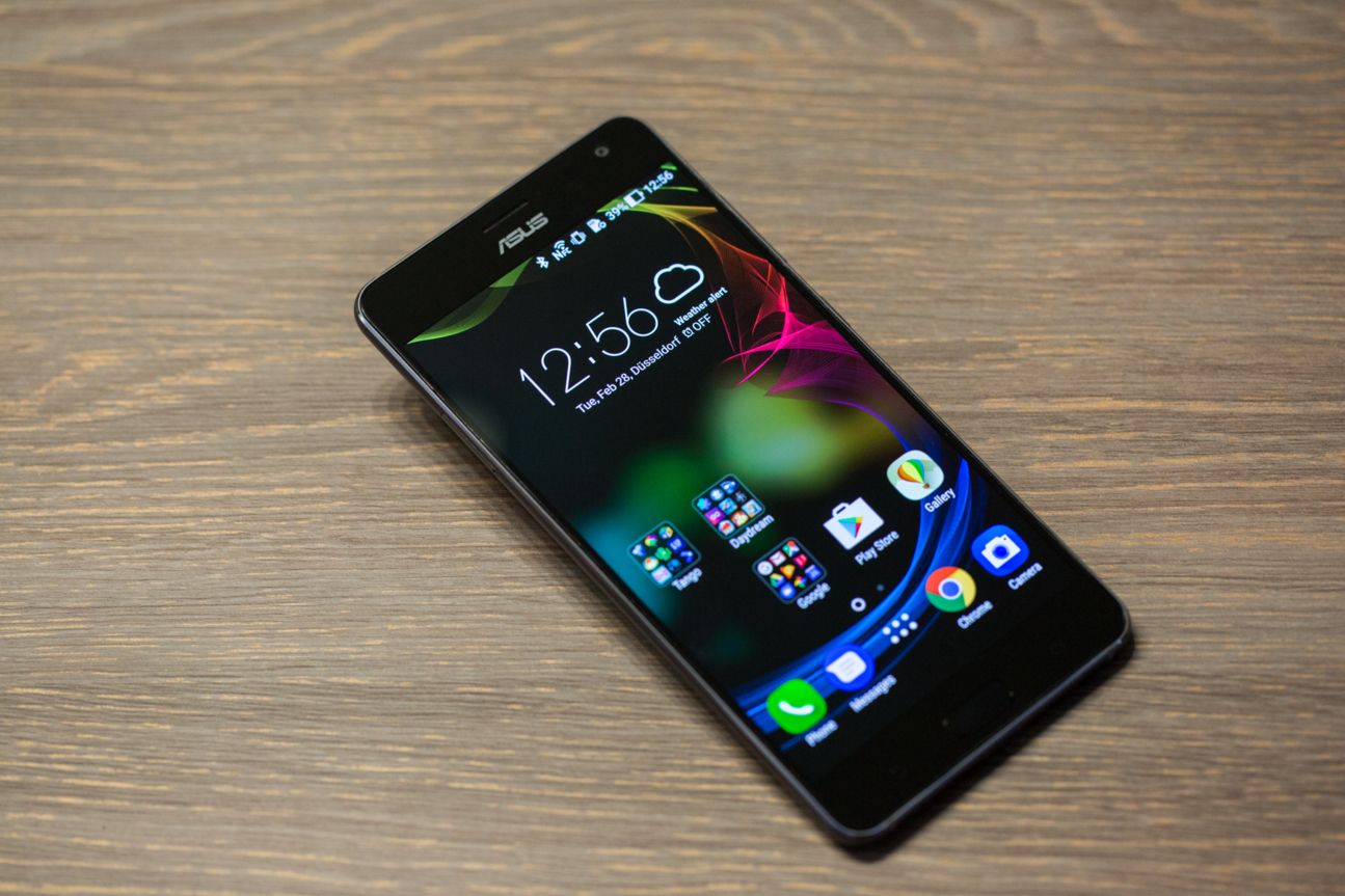 Asus ZenFone AR Asus ZenFone AR