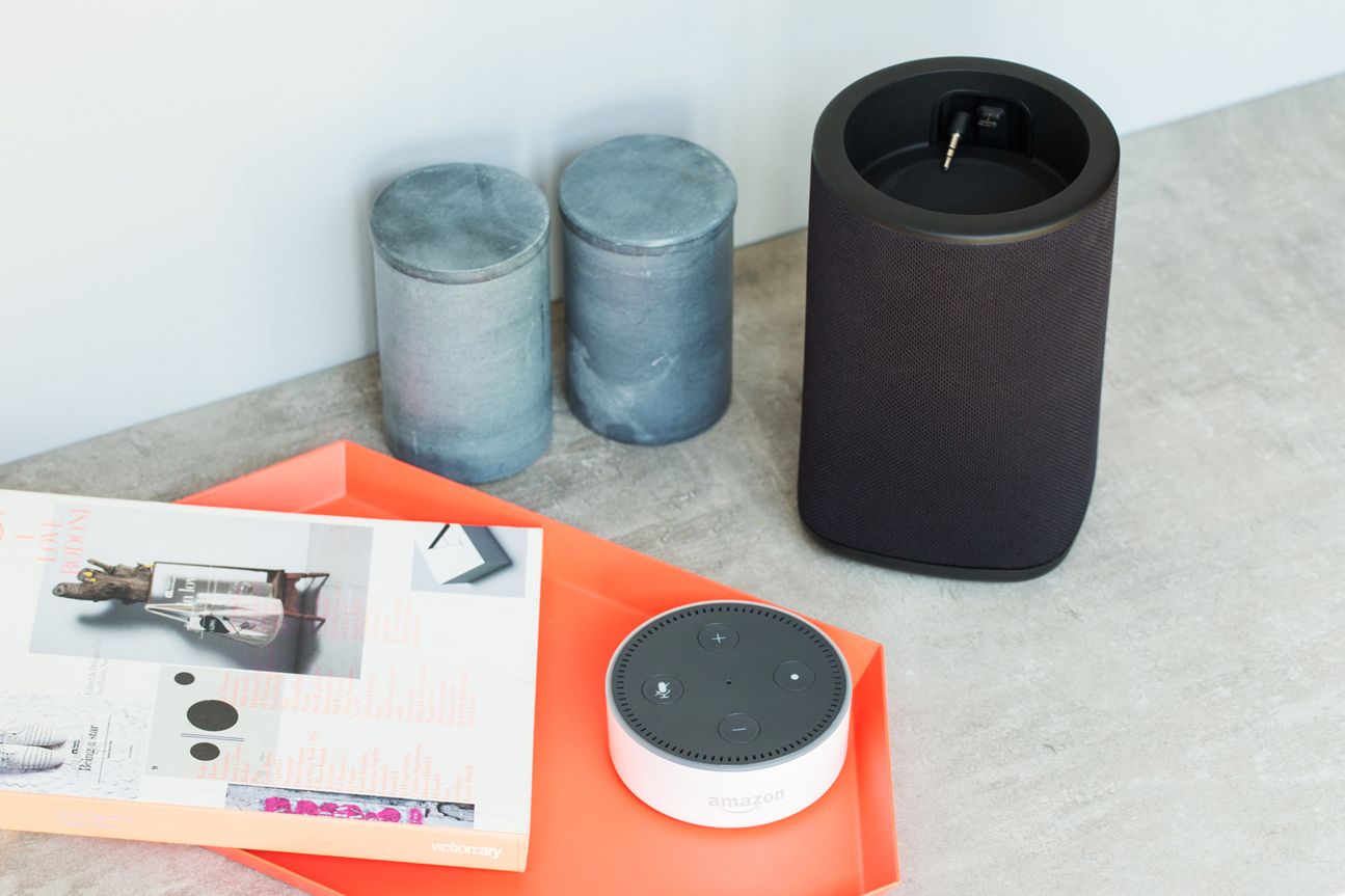 Carbon Vaux Amazon Echo Dot Carbon Vaux Amazon Echo Dot