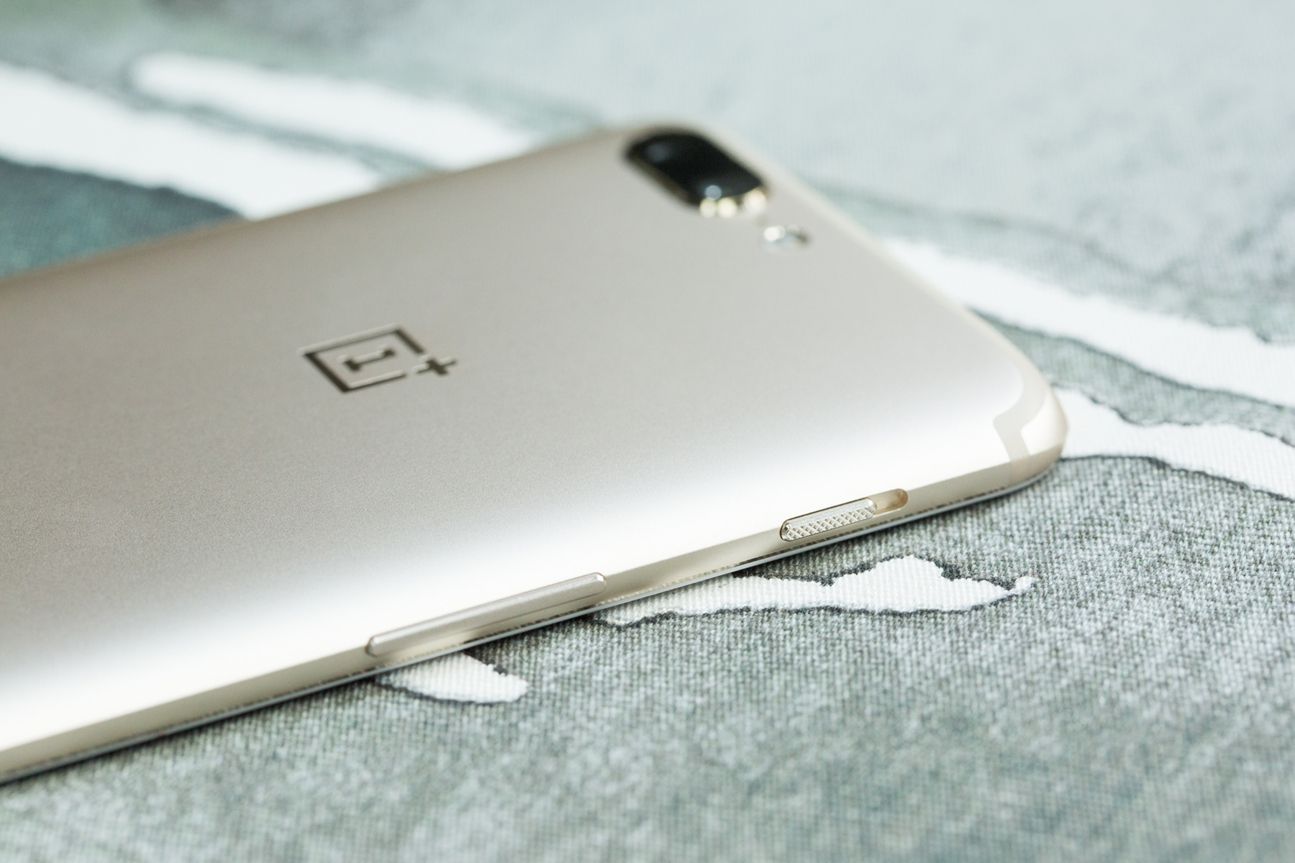 OnePlus 5 gold OnePlus 5 gold