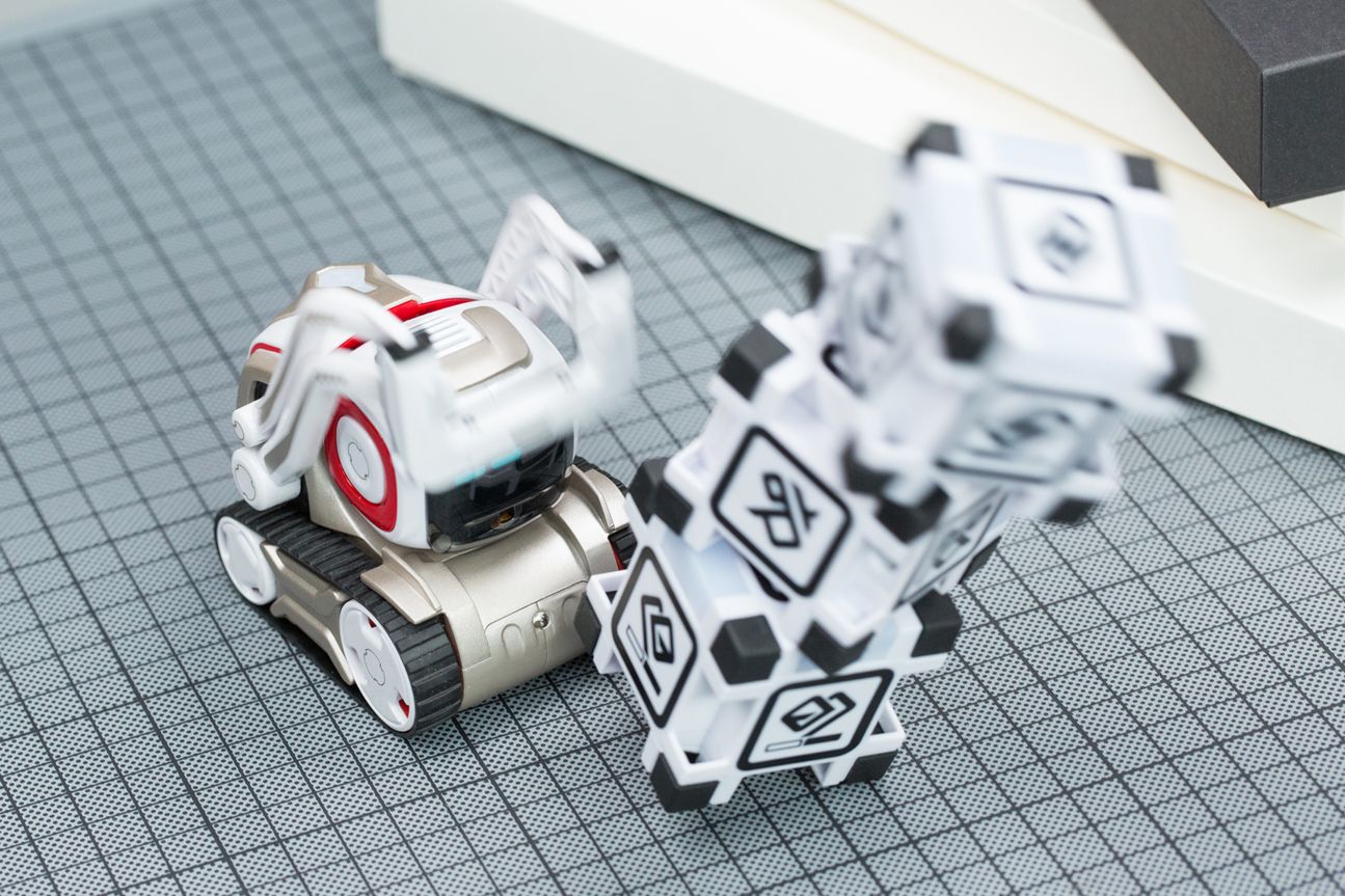 Anki Cozmo Anki Cozmo