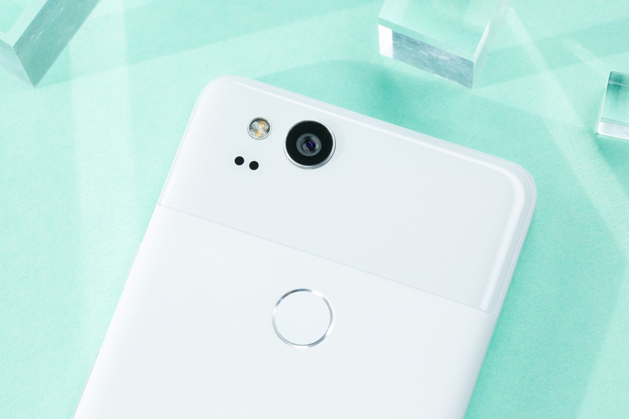 Google Pixel 2 Die Rückseite des Google Pixel 2