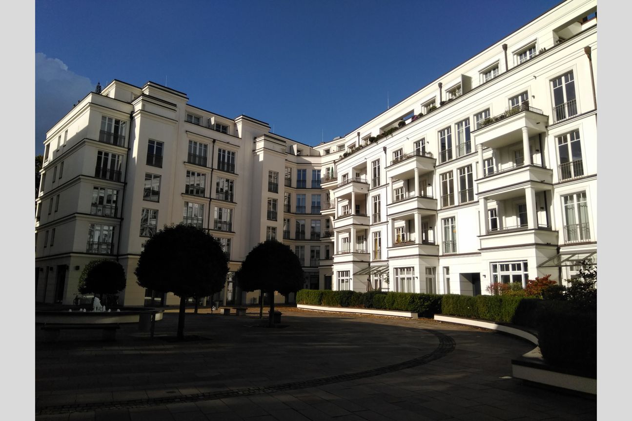 ZTE Blade V8 Mini Kontrast ZTE Blade V8 Mini Kontrast