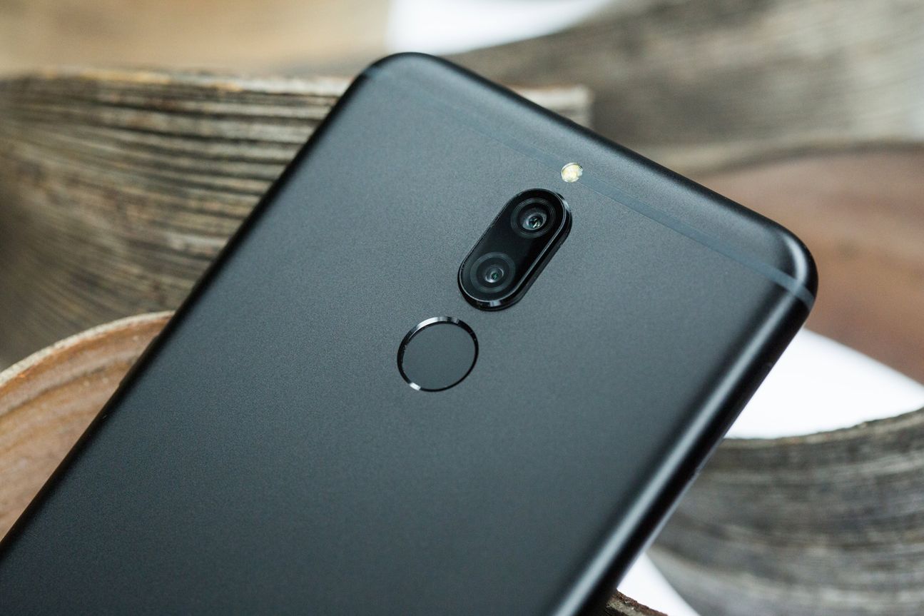 Huawei Mate 10 Lite Huawei Mate 10 Lite