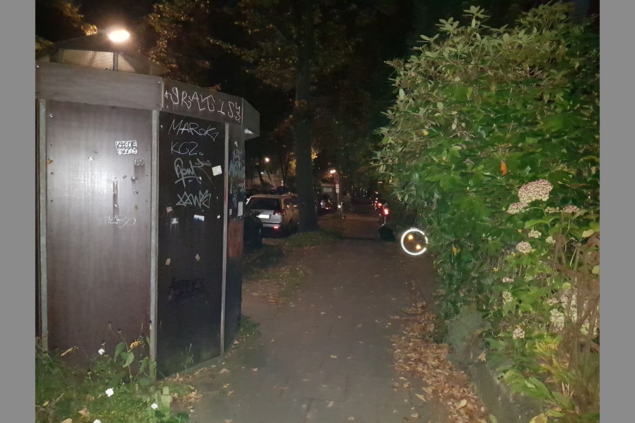 nacht-blitz-note8 nacht-blitz-note8