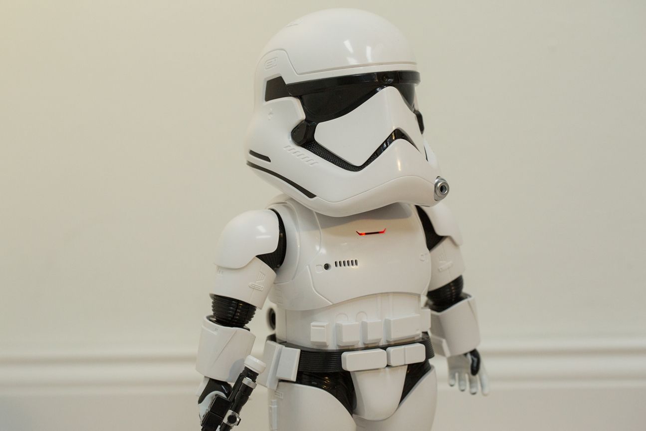 Ubtech Robotics Stormtrooper Roboter Ubtech Robotics Stormtrooper Roboter