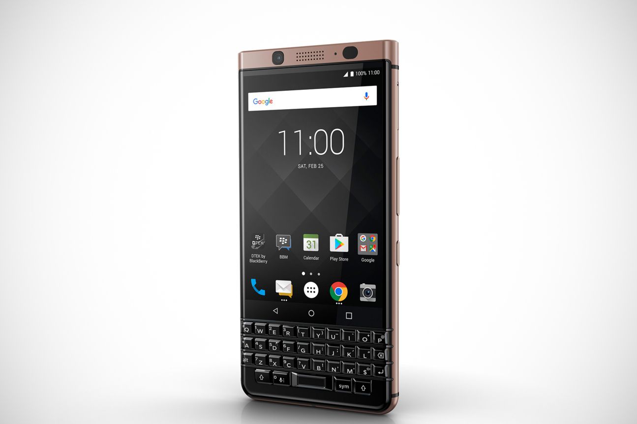 BlackBerry KeyOne in Bronze BlackBerry KeyOne in Bronze