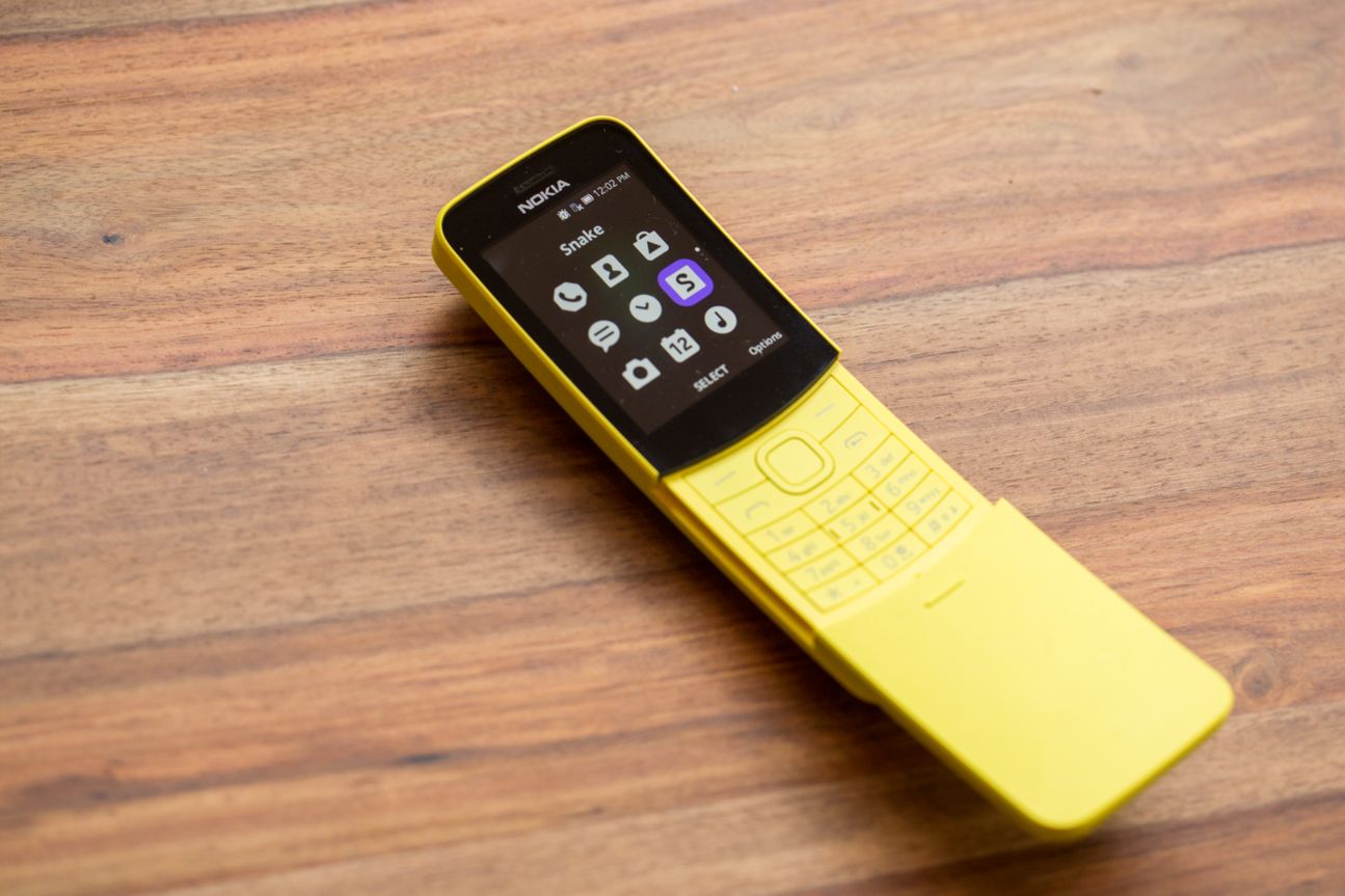 Nokia 8110 4G Nokia 8110 4G