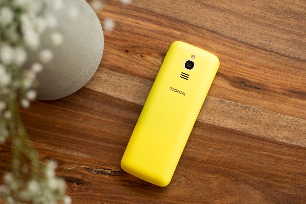 Nokia 8110 4G Nokia 8110 4G