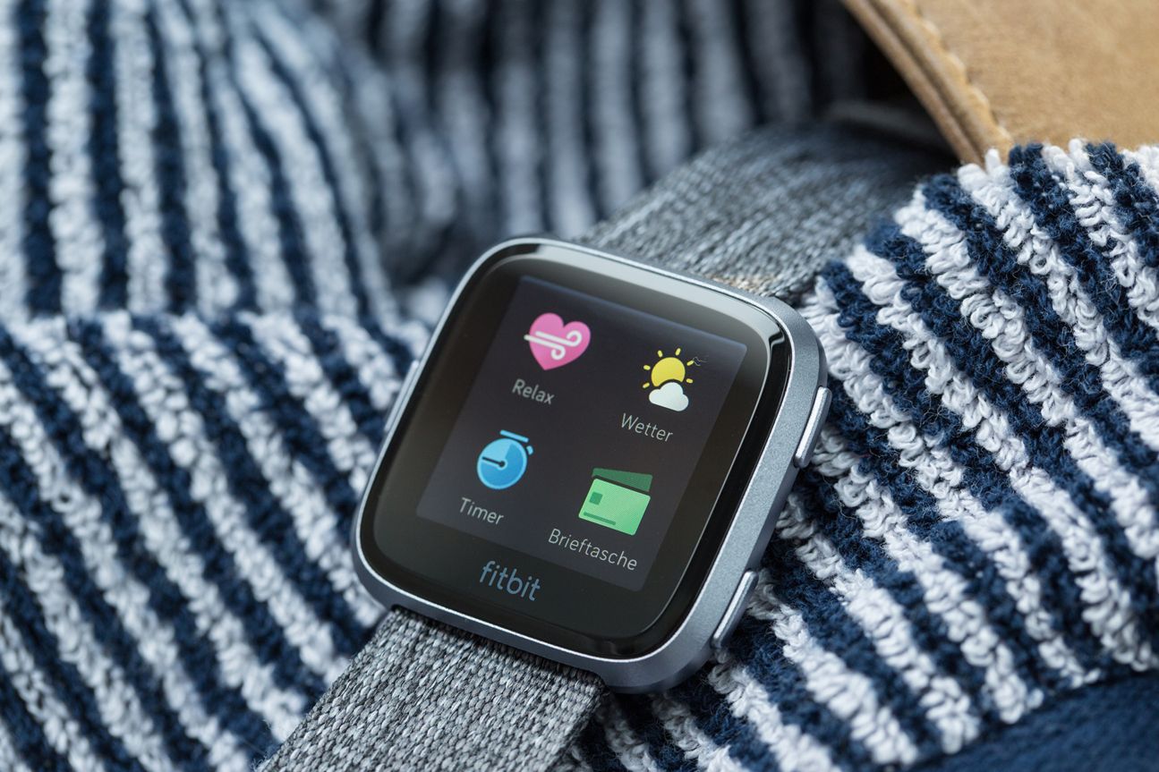 Fitbit Versa Fitbit Versa