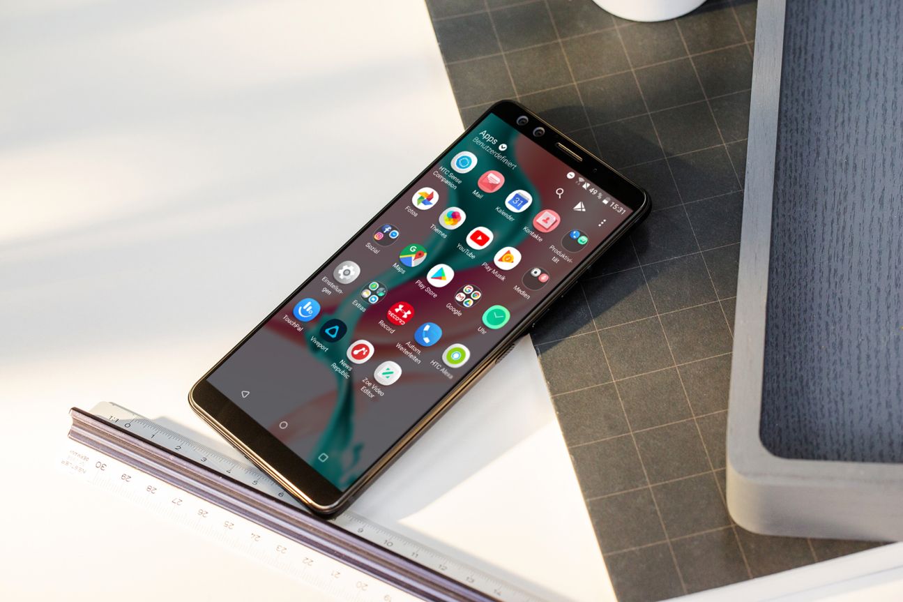 HTC U12 Plus Display