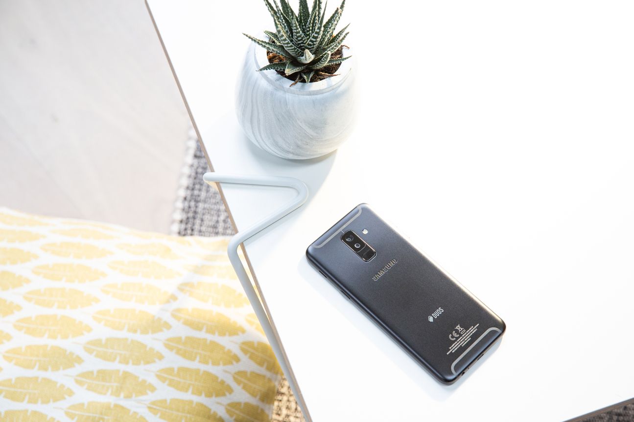 Samsung Galaxy A6 Plus Samsung Galaxy A6 Plus