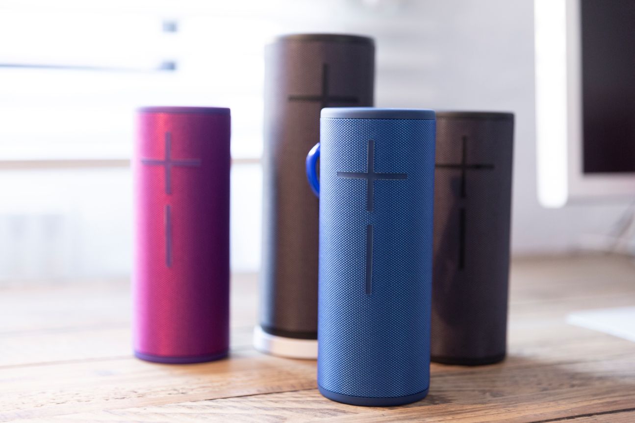 UE Boom 3, Megaboom 3 UE Boom 3 und Megaboom 3 in verschieden Farben