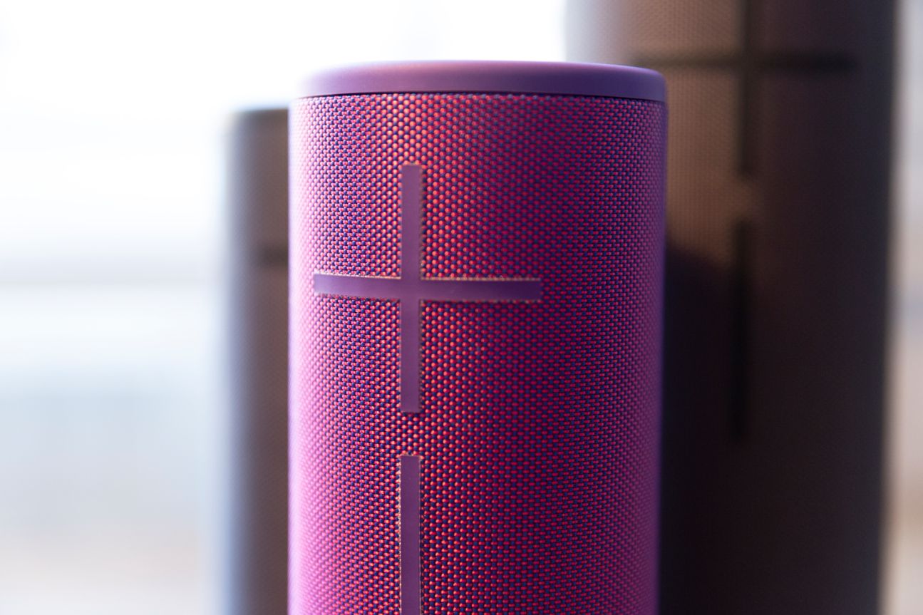 UE Boom 3, Megaboom 3 Lauter- und Leiser-Tasten am Boom 3
