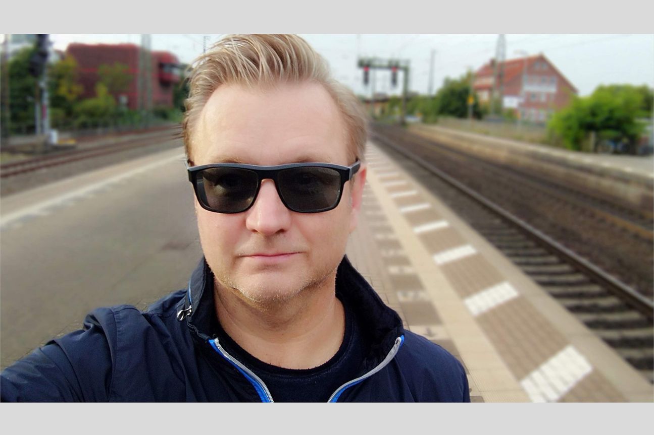 Sony Xperia XA2 Plus Kamerabild Sony Xperia XA2 Plus -Selfie mit Effekt Bokeh