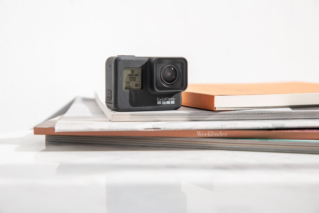 GoPro Hero Black 7 Actionkamera von vorne.