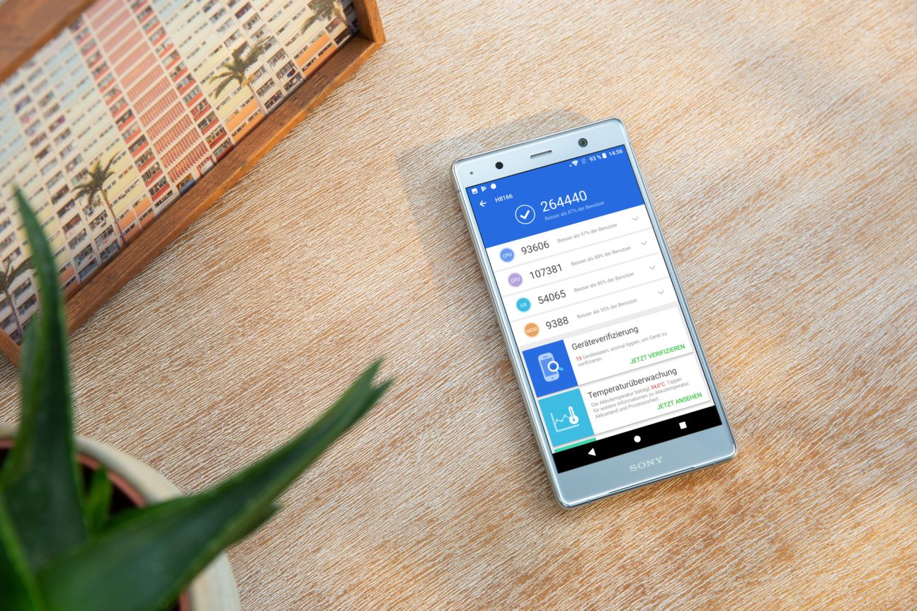 Sony Xperia XZ2 Premium, Screenshot Sony Xperia XZ2 Premium, Screenshot