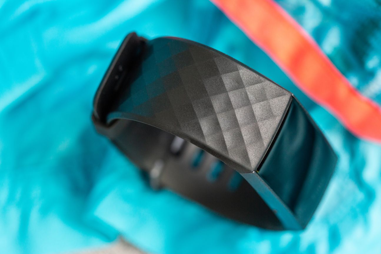 Fitbit Charge 3 Fitbit Charge 3