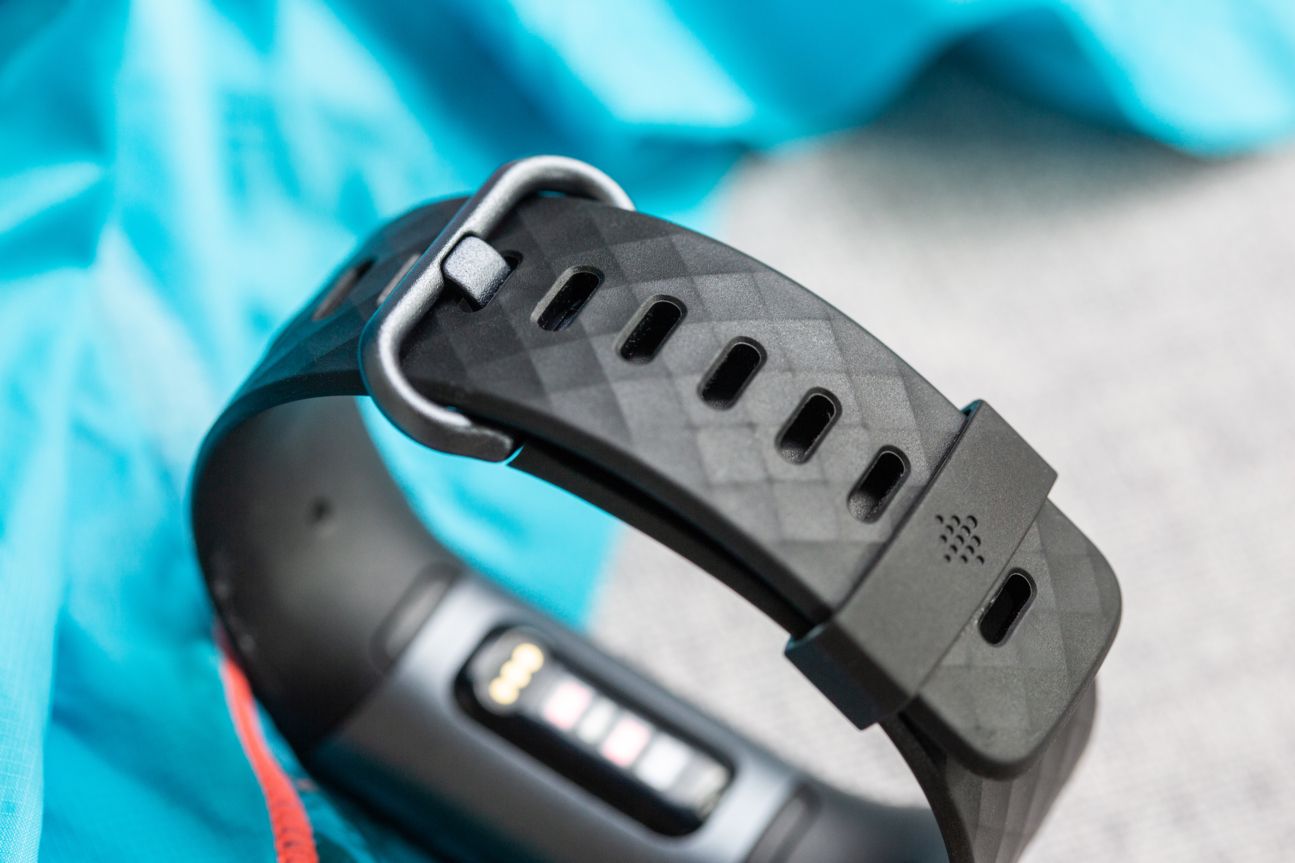 Fitbit Charge 3 Fitbit Charge 3