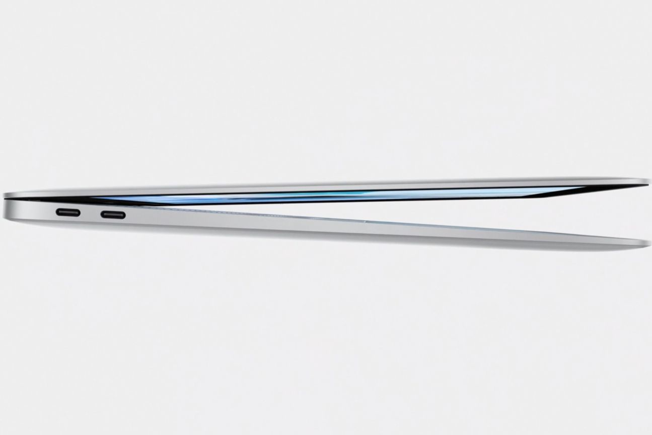 15,6 Millimeter dünn und 1,5 Kilogramm leicht: das neue MacBook Air, das Apple am 30. Oktober präsentiert hat.