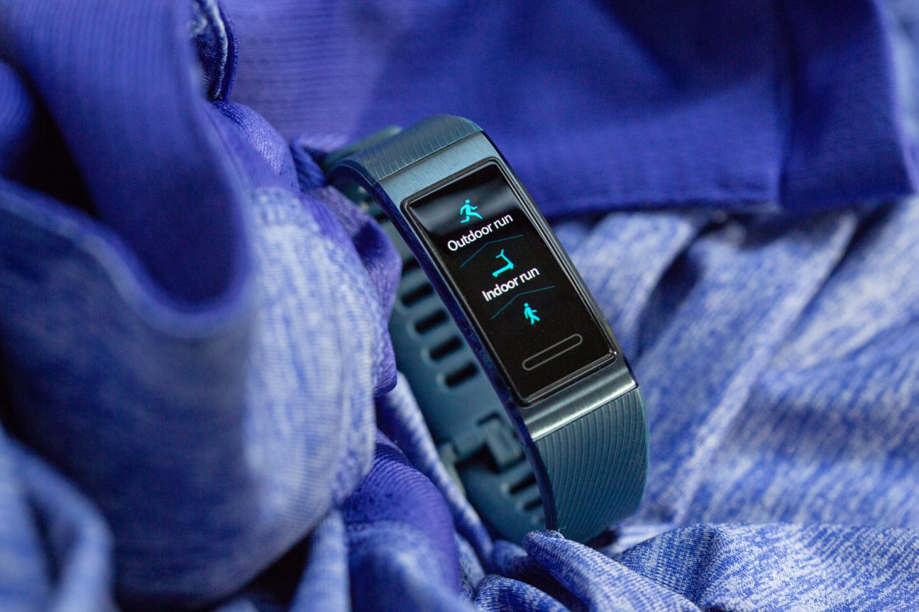 Huawei Band 3 Pro Huawei Band 3 Pro