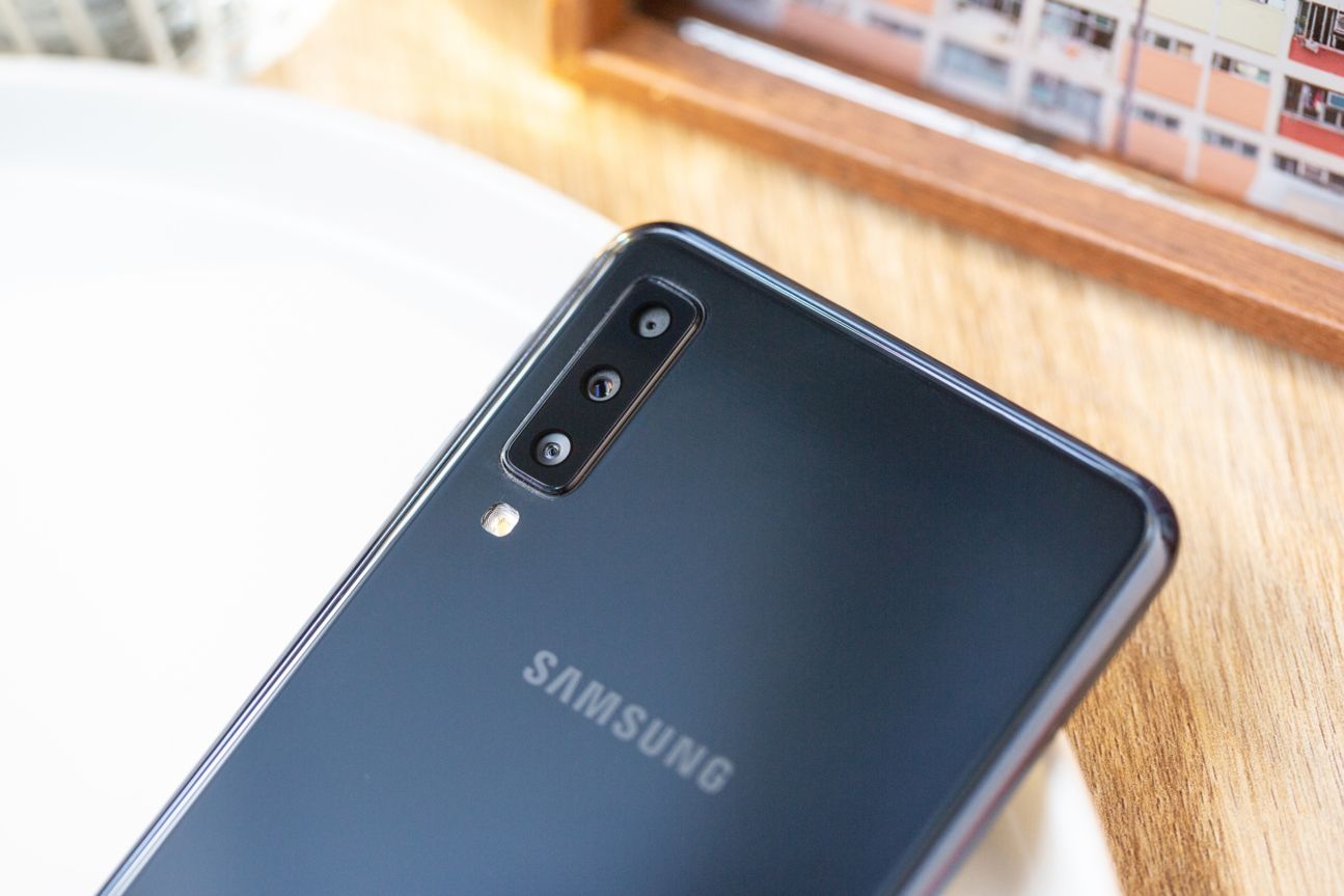 Samsung Galaxy A7 (2018) Samsung Galaxy A7 (2018)