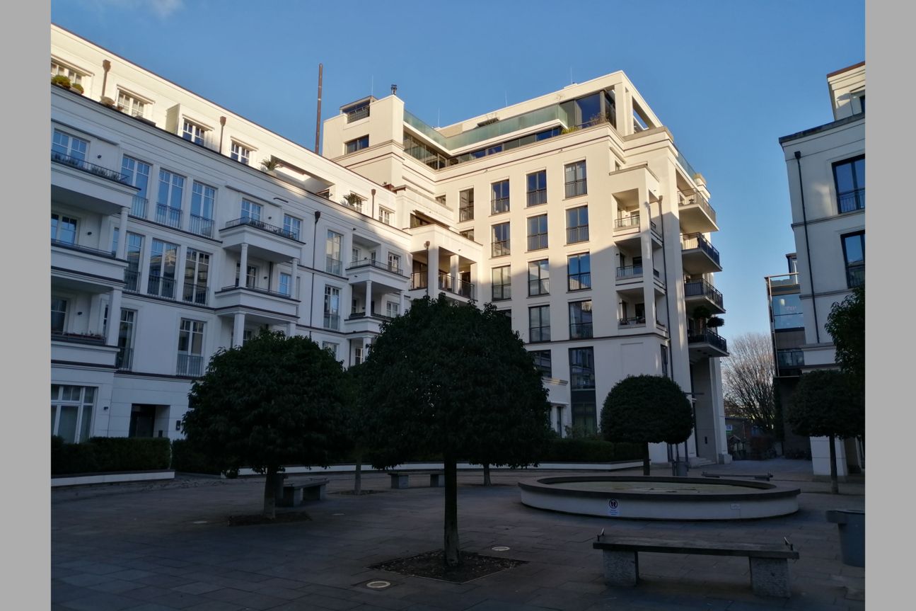 Huawei P Smart (2019) Huawei P Smart (2019)