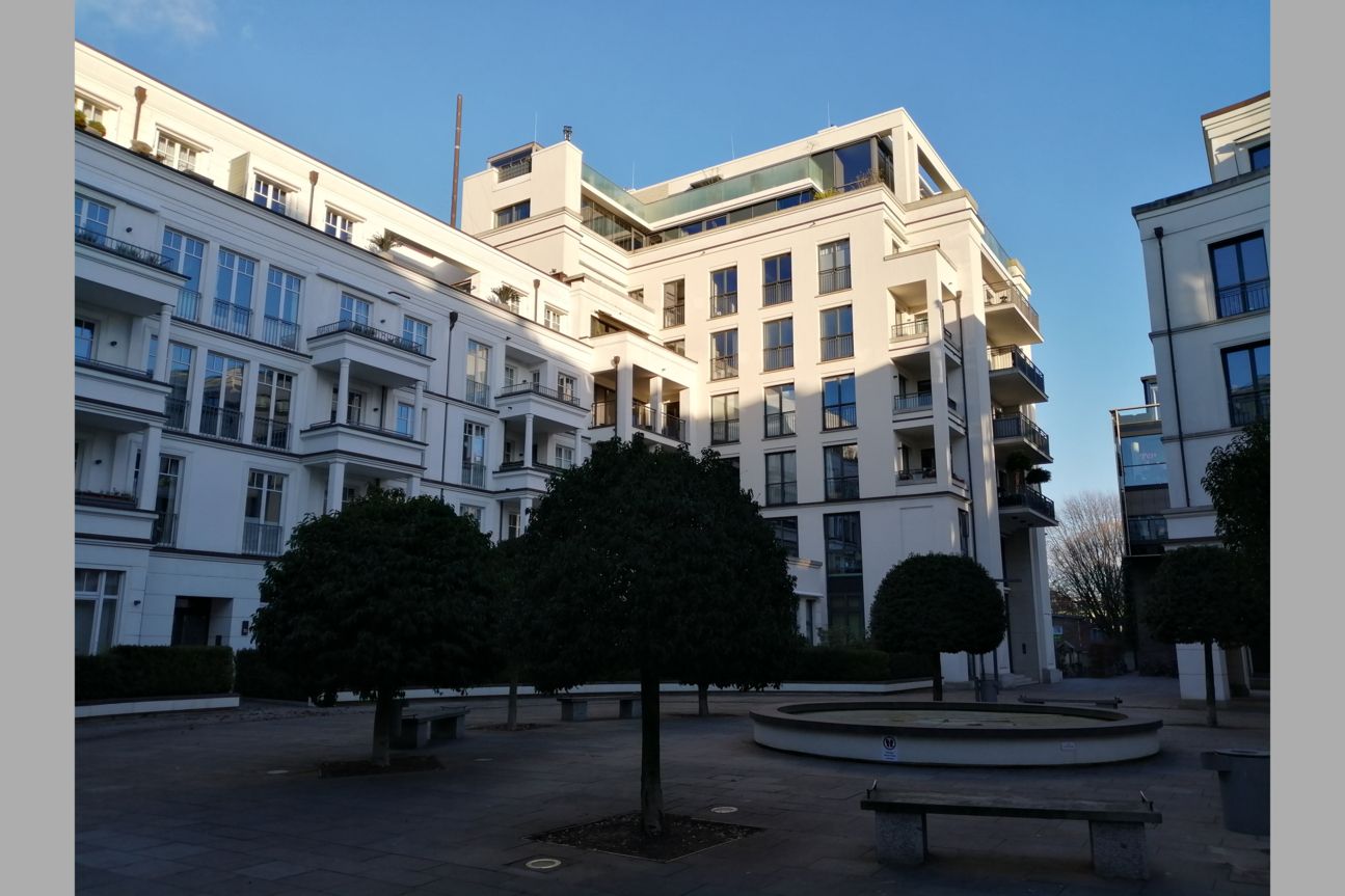 Huawei P Smart (2019) Huawei P Smart (2019)