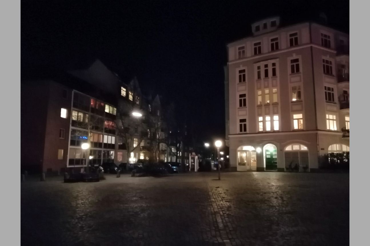 Huawei P Smart (2019) Huawei P Smart (2019)