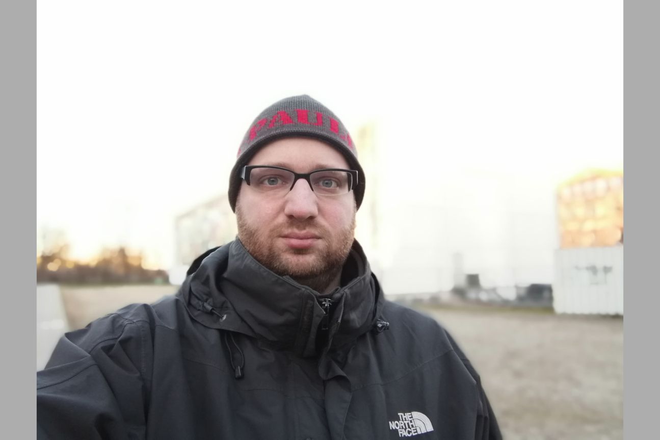 Huawei P Smart (2019) Huawei P Smart (2019)