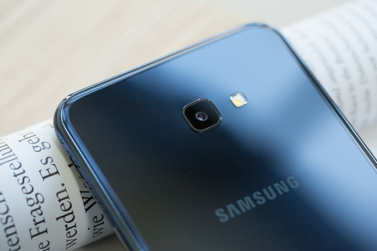 Samsung Galaxy J4 Plus (2018) Samsung Galaxy J4 Plus (2018)