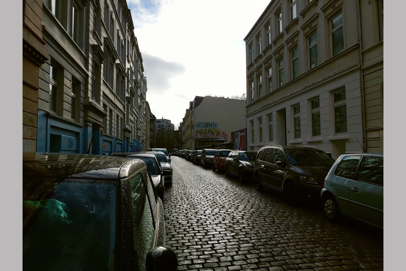 Kameravergleich LG V40 und Huawei Mate 20 Pro Straßenzug