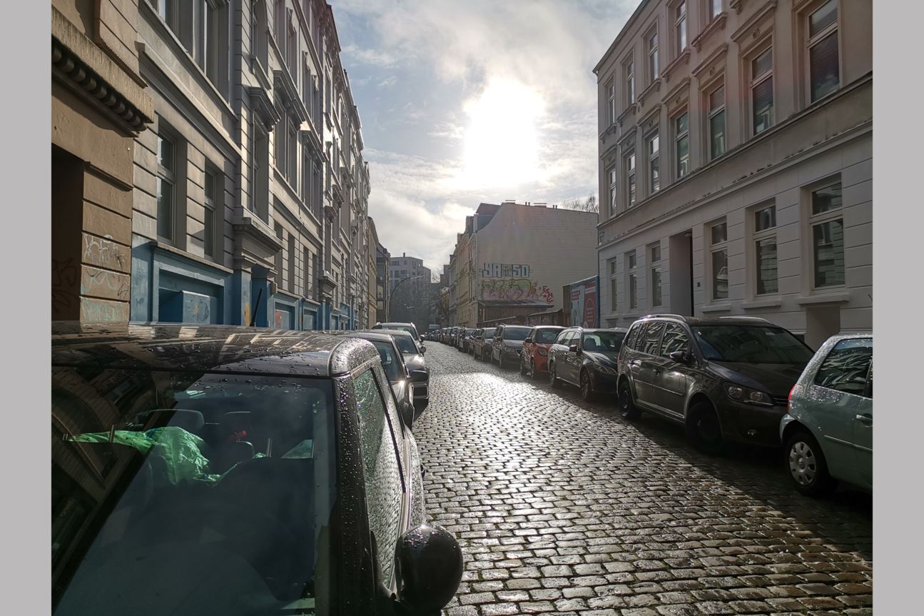 Kameravergleich LG V40 und Huawei Mate 20 Pro Straßenzug