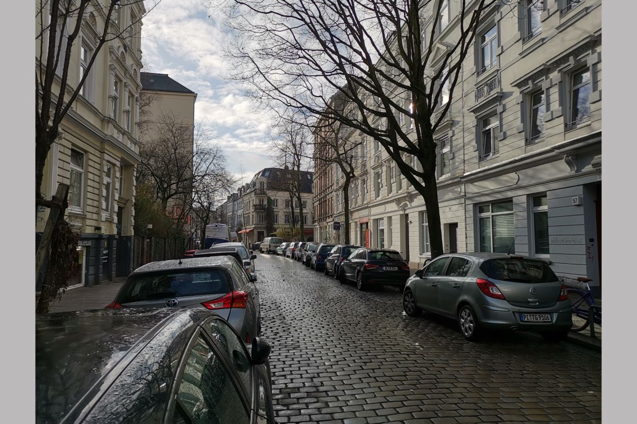 Kameravergleich LG V40 und Huawei Mate 20 Pro Straßenzug