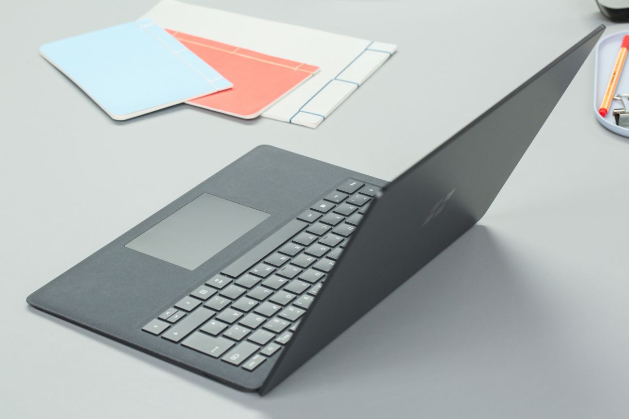 Microsoft Surface Laptop 2 Surface Laptop 2