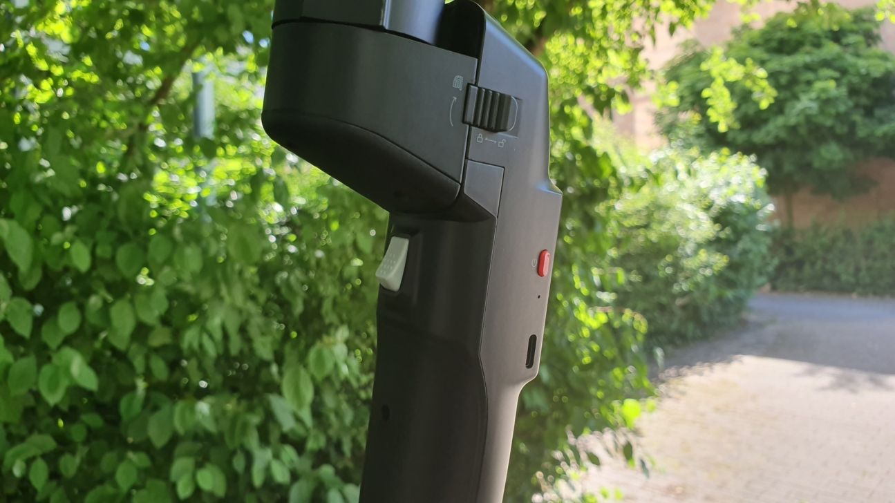 Smartphone-Gimbal MOZA Mini-S Bedienung Smartphone-Gimbal MOZA Mini-S: An- und Ausschalter und Ausrichtungsschalter