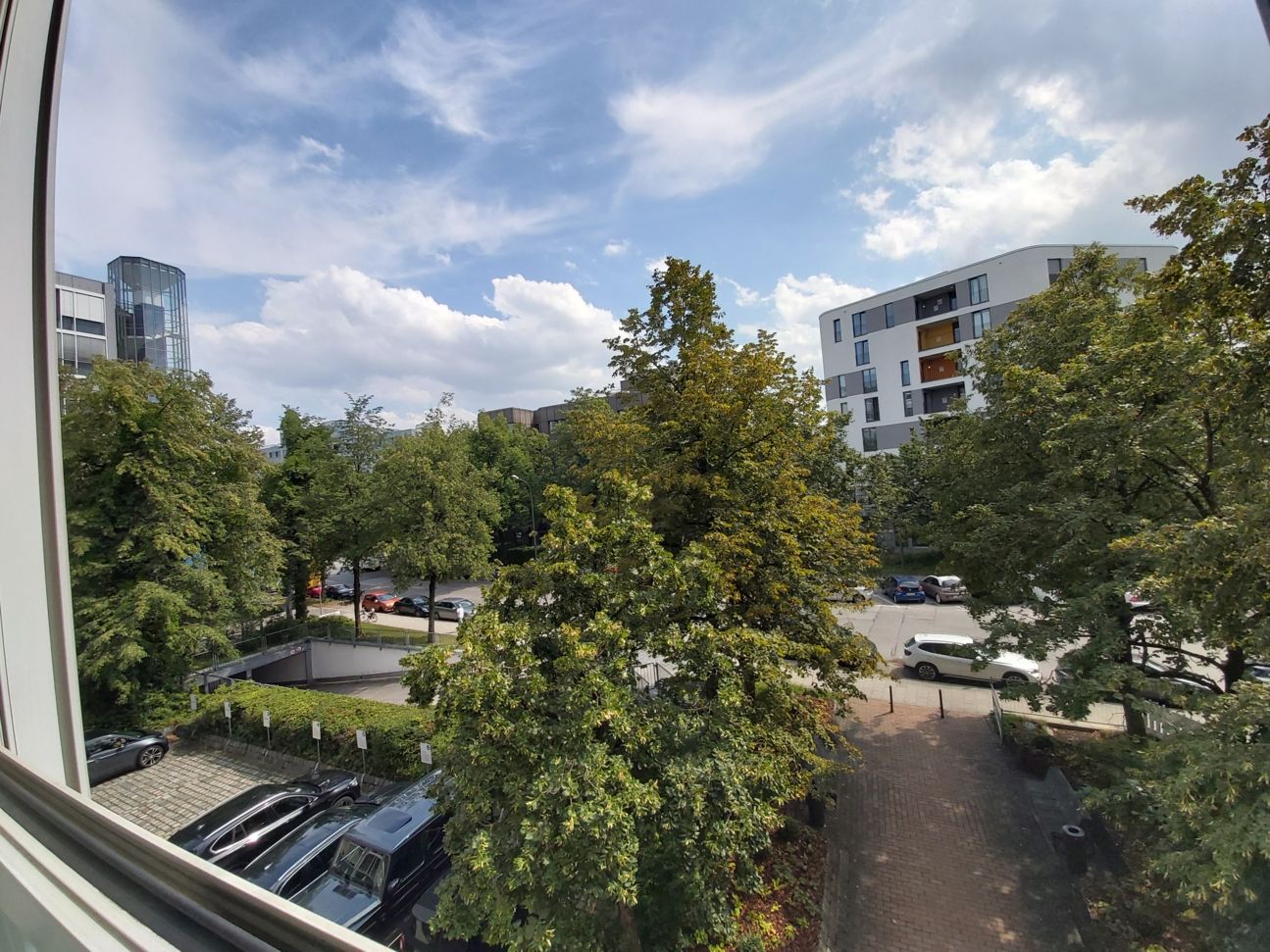 Blick aus dem CURVED-Büro mit Weitwinkel Blick aus dem CURVED-Büro mit Weitwinkel