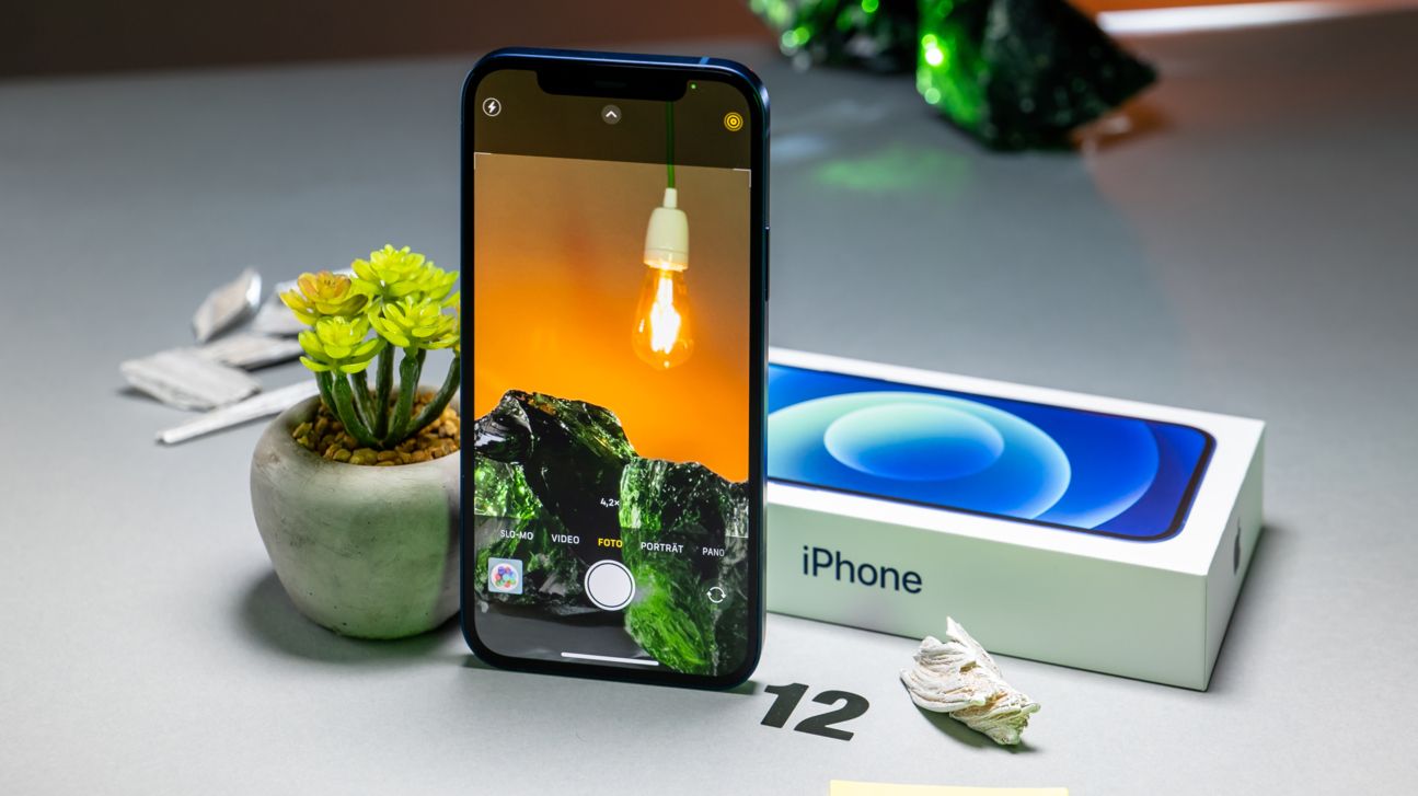 IPhone 12 Test CURVED 015 iPhone 12