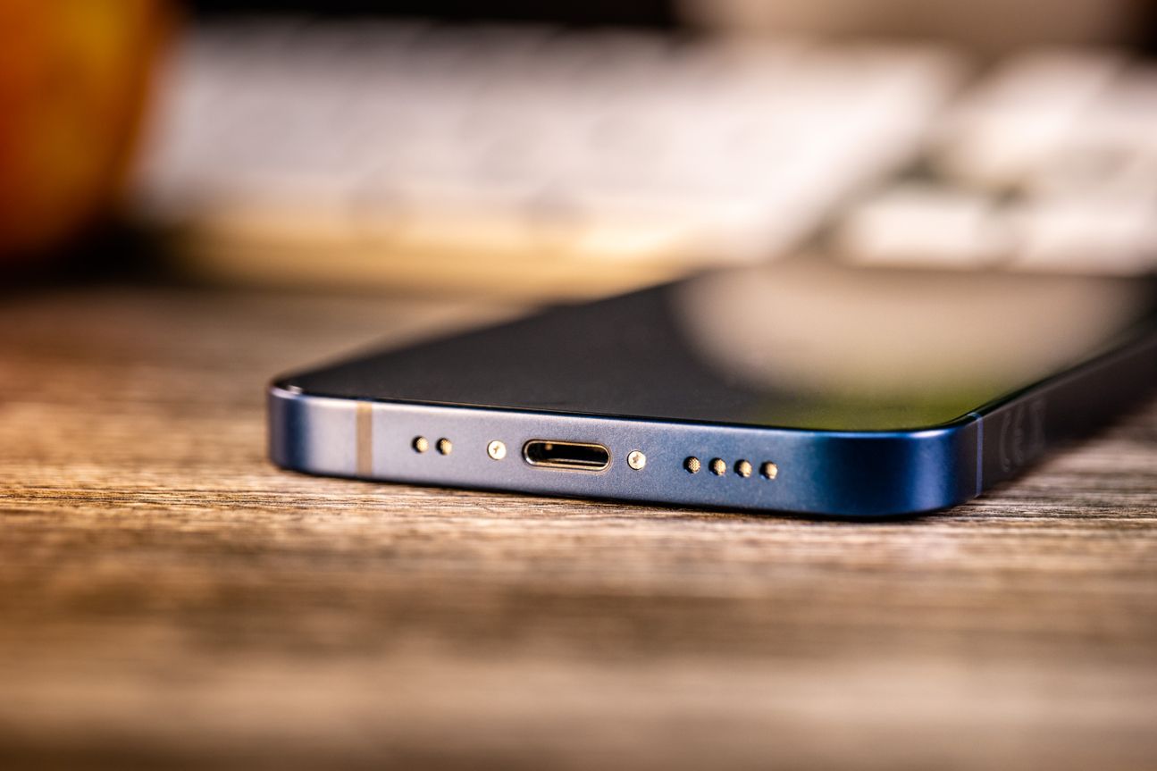Apple setzt bei seinen iPhones auf einen Lightning-Anschluss