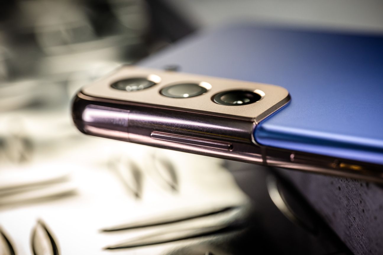 Samsung Galaxy S21 Plus Triple Kamera Seite Samsung Galaxy S21 Plus TripleKamera